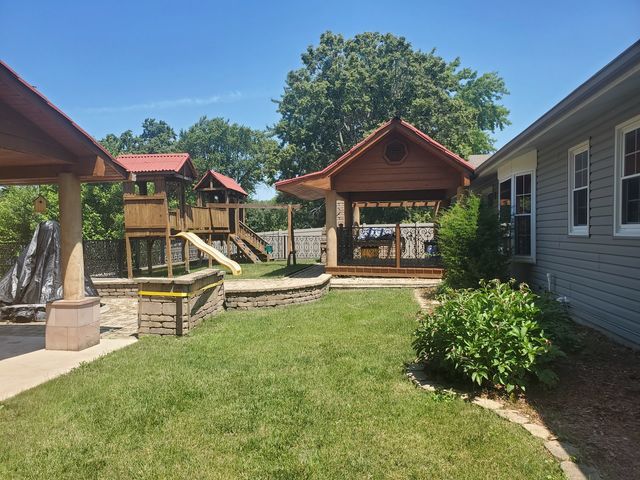 427 Justine Avenue, Bolingbrook, IL 60440