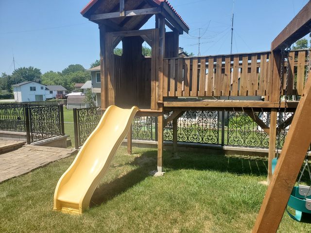 427 Justine Avenue, Bolingbrook, IL 60440