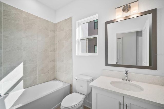 2711 W NORTH B STREET 1, Tampa, FL 33609