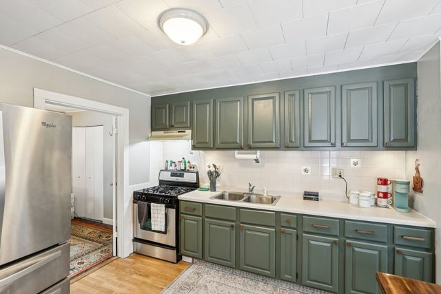 11471 W Leland Avenue, Beach Park, IL 60099