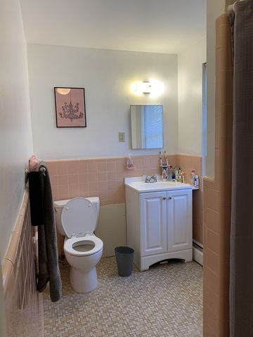 300 Main 9, Woburn, MA 01801