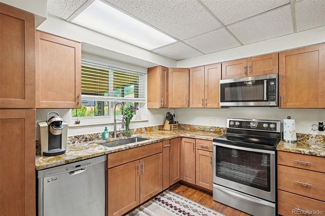 2567 S Uno Way, Denver, CO 80219