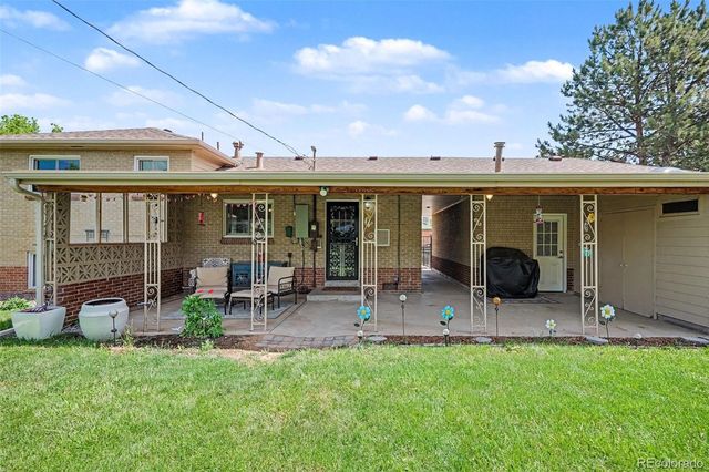 2567 S Uno Way, Denver, CO 80219