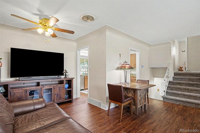 2567 S Uno Way, Denver, CO 80219