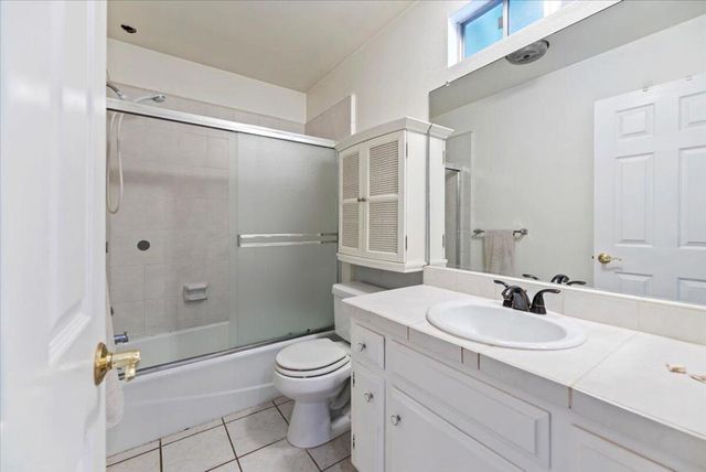 27282 Bernina Drive, Lake Arrowhead, CA 92352