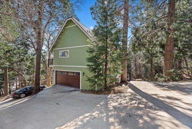 27282 Bernina Drive, Lake Arrowhead, CA 92352
