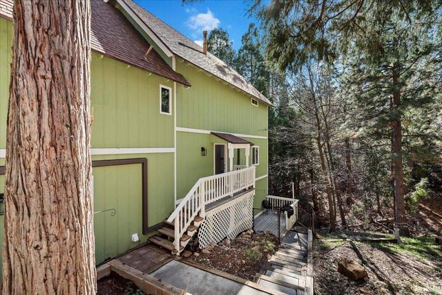 27282 Bernina Drive, Lake Arrowhead, CA 92352