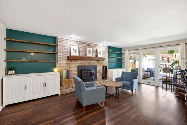 689 Chipplegate Drive, Centerville, OH 45459