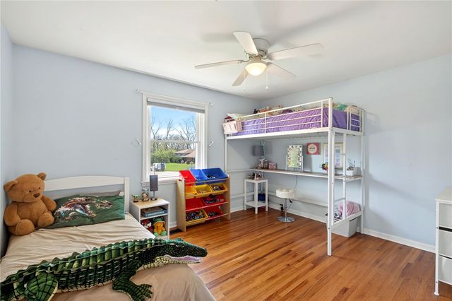 689 Chipplegate Drive, Centerville, OH 45459