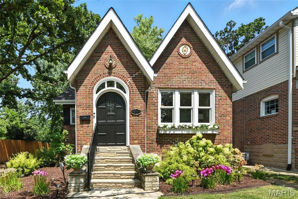 535 Central Place, Kirkwood, MO 63122