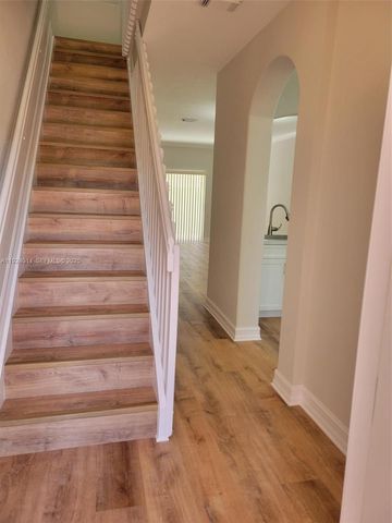 15750 SW 92nd Ave 29C, Palmetto Bay, FL 33157