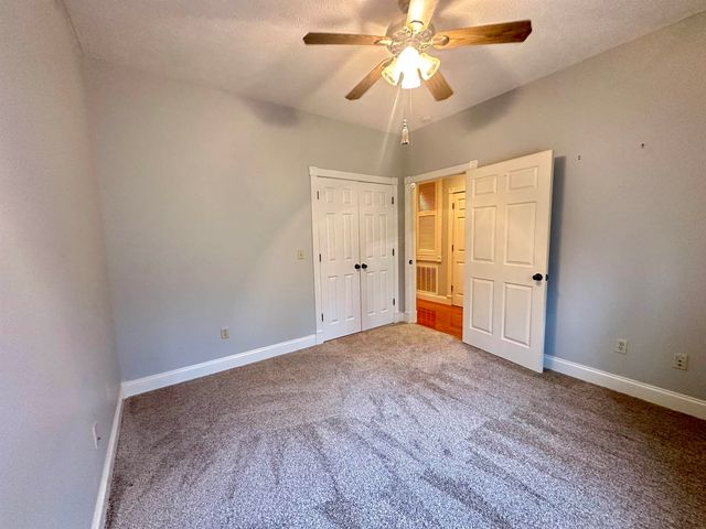 61 WOODRUN DR, Middleton, TN 38052