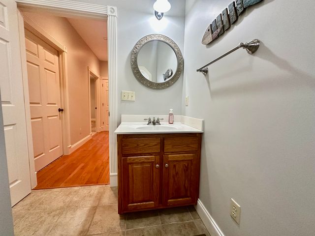 61 WOODRUN DR, Middleton, TN 38052