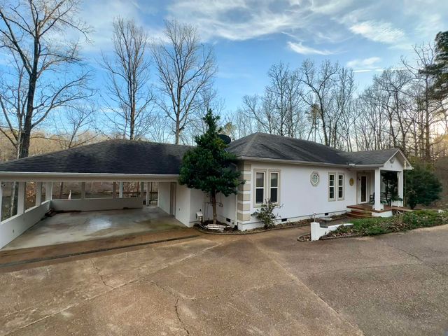 61 WOODRUN DR, Middleton, TN 38052