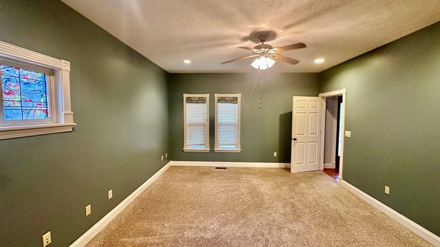 61 WOODRUN DR, Middleton, TN 38052