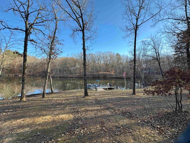 61 WOODRUN DR, Middleton, TN 38052