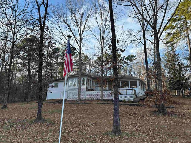 61 WOODRUN DR, Middleton, TN 38052