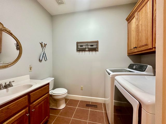 61 WOODRUN DR, Middleton, TN 38052