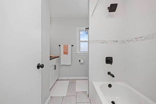 1376 Lathrop Road, Allenton, MI 48002