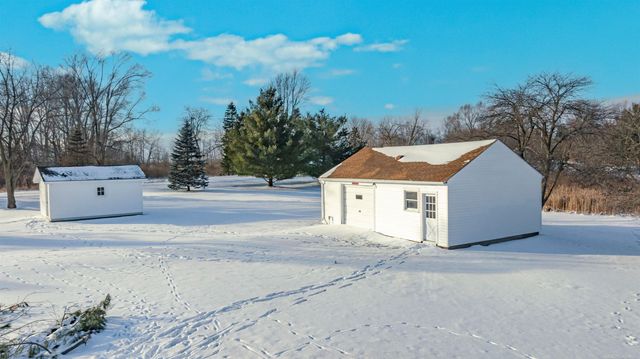 1376 Lathrop Road, Allenton, MI 48002