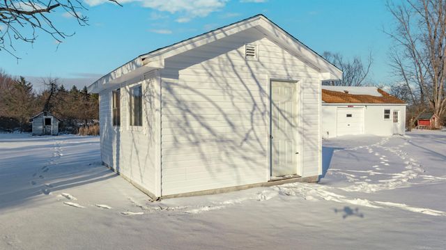 1376 Lathrop Road, Allenton, MI 48002
