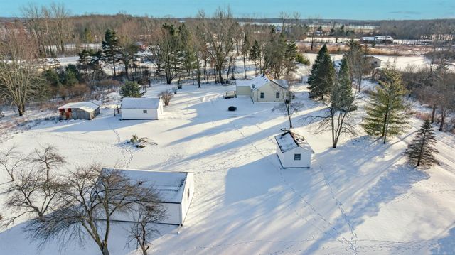 1376 Lathrop Road, Allenton, MI 48002