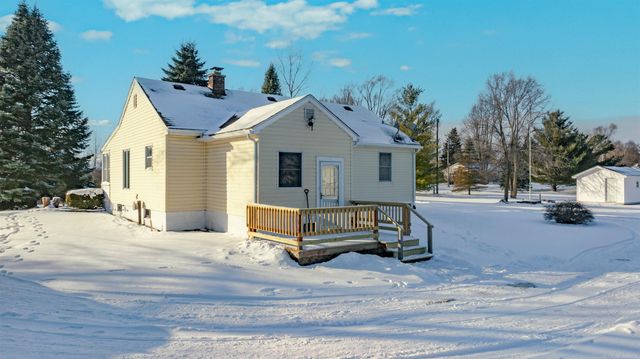 1376 Lathrop Road, Allenton, MI 48002