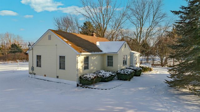 1376 Lathrop Road, Allenton, MI 48002