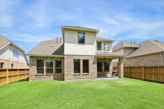 28232 Wooded Mist Drive, Spring, TX 77386