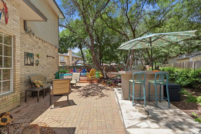 2103 MOLLYS WAY DR, San Antonio, TX 78232