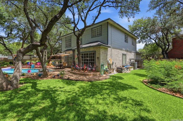 2103 MOLLYS WAY DR, San Antonio, TX 78232