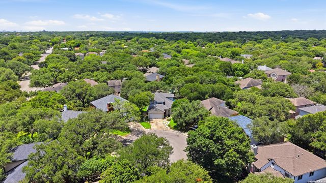 2103 MOLLYS WAY DR, San Antonio, TX 78232