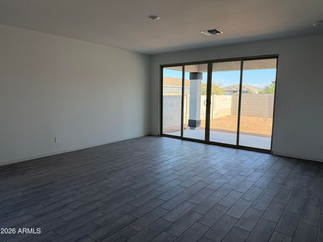 5621 W PIEDMONT Road, Laveen, AZ 85339