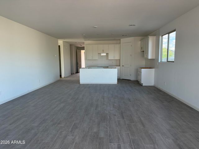 5621 W PIEDMONT Road, Laveen, AZ 85339