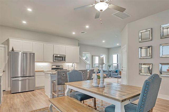 175 Brooks Ranch DR, Kyle, TX 78640