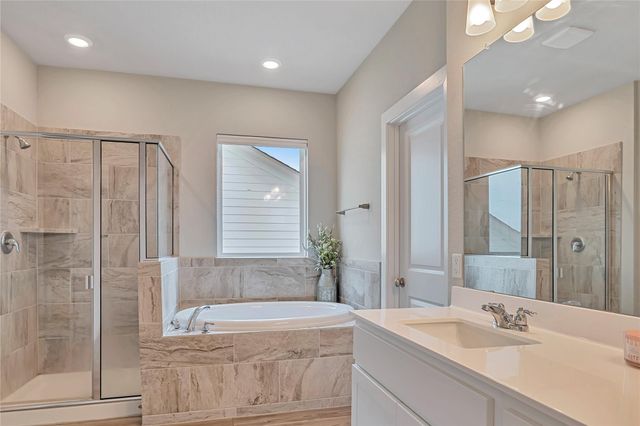 175 Brooks Ranch DR, Kyle, TX 78640