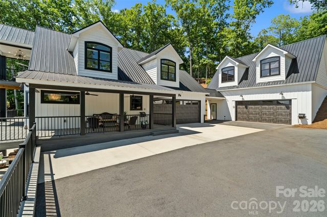 587 Carolina Drive, Troy, NC 27371