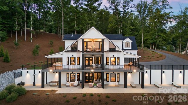 587 Carolina Drive, Troy, NC 27371