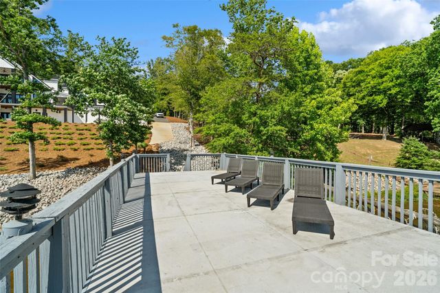 587 Carolina Drive, Troy, NC 27371