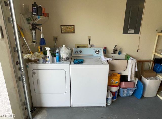 18424 Orangecrest CT, Lehigh Acres, FL 33936