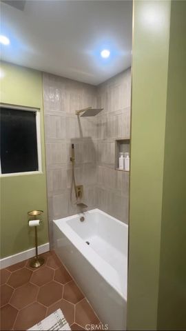 819 W 102nd st, Los Angeles, CA 90044