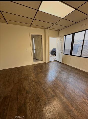819 W 102nd st, Los Angeles, CA 90044