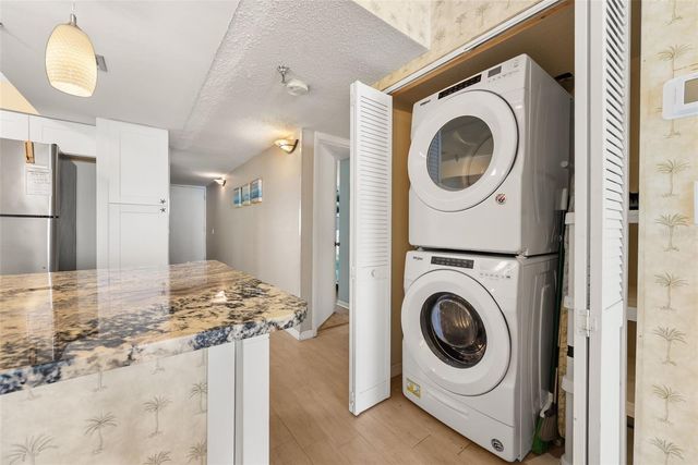 20002 GULF BOULEVARD 2, Indian Shores, FL 33785