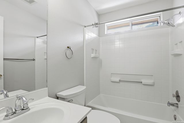 3324 Tumblewood Trl, San Antonio, TX 78247