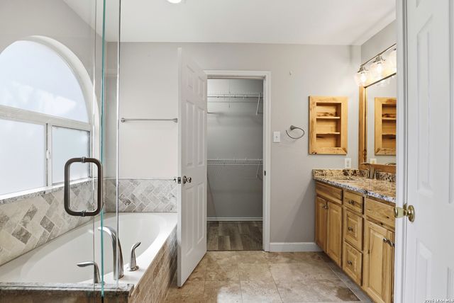 3324 Tumblewood Trl, San Antonio, TX 78247