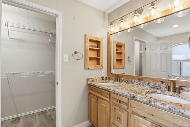 3324 Tumblewood Trl, San Antonio, TX 78247