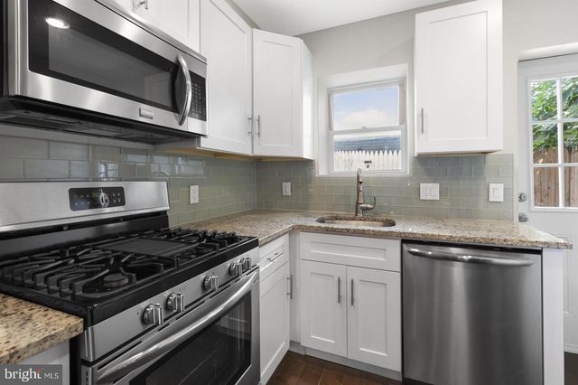 2045 WILDER ST, Philadelphia, PA 19146