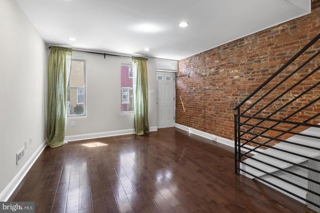 2045 WILDER ST, Philadelphia, PA 19146