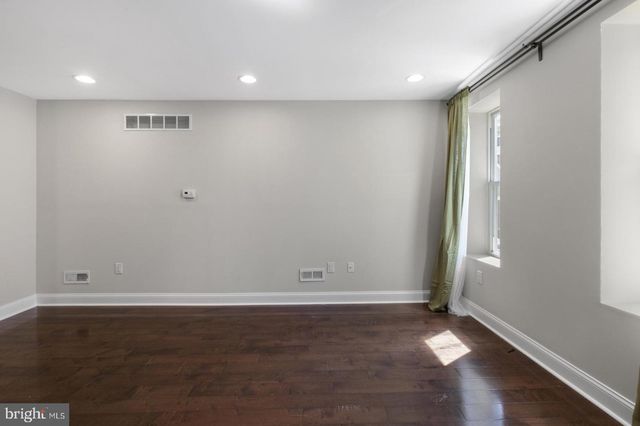 2045 WILDER ST, Philadelphia, PA 19146