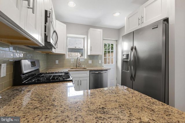 2045 WILDER ST, Philadelphia, PA 19146